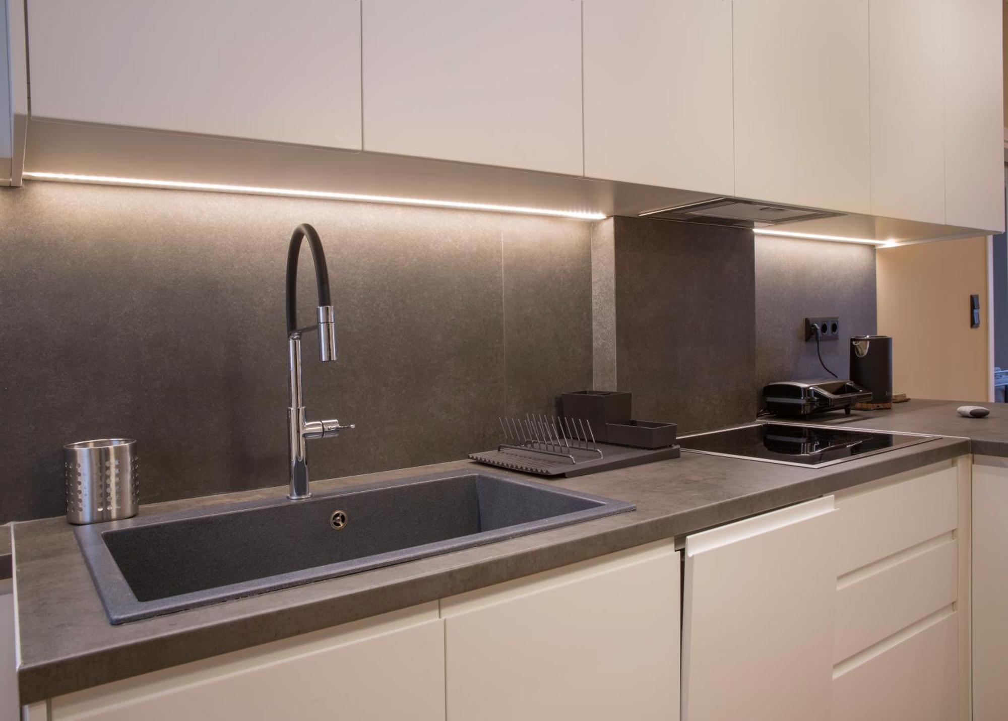 Urban Spacious Apartment Near Kallimarmaron Athene Buitenkant foto